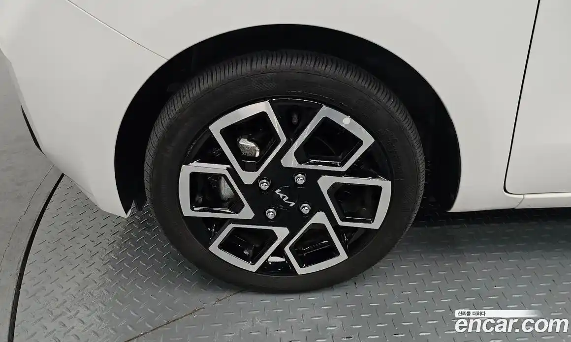 Kia Ray 2024 1.0 Автомат в Москве № 54478, фото 6