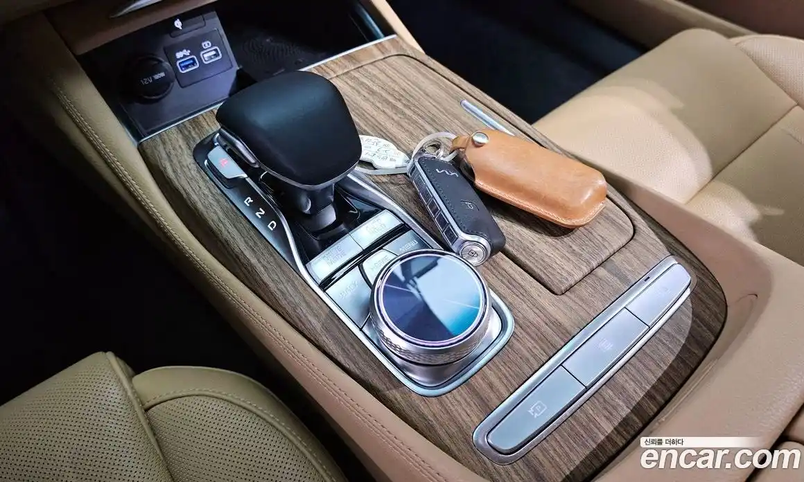 Kia K9 2023 3.8 Автомат в Москве № 54895, фото 14