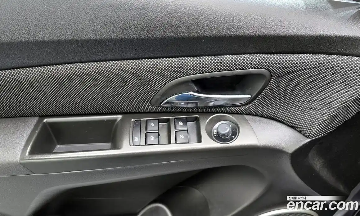 Chevrolet Cruze 2011 2.0 Автомат в Москве № 81041, фото 17