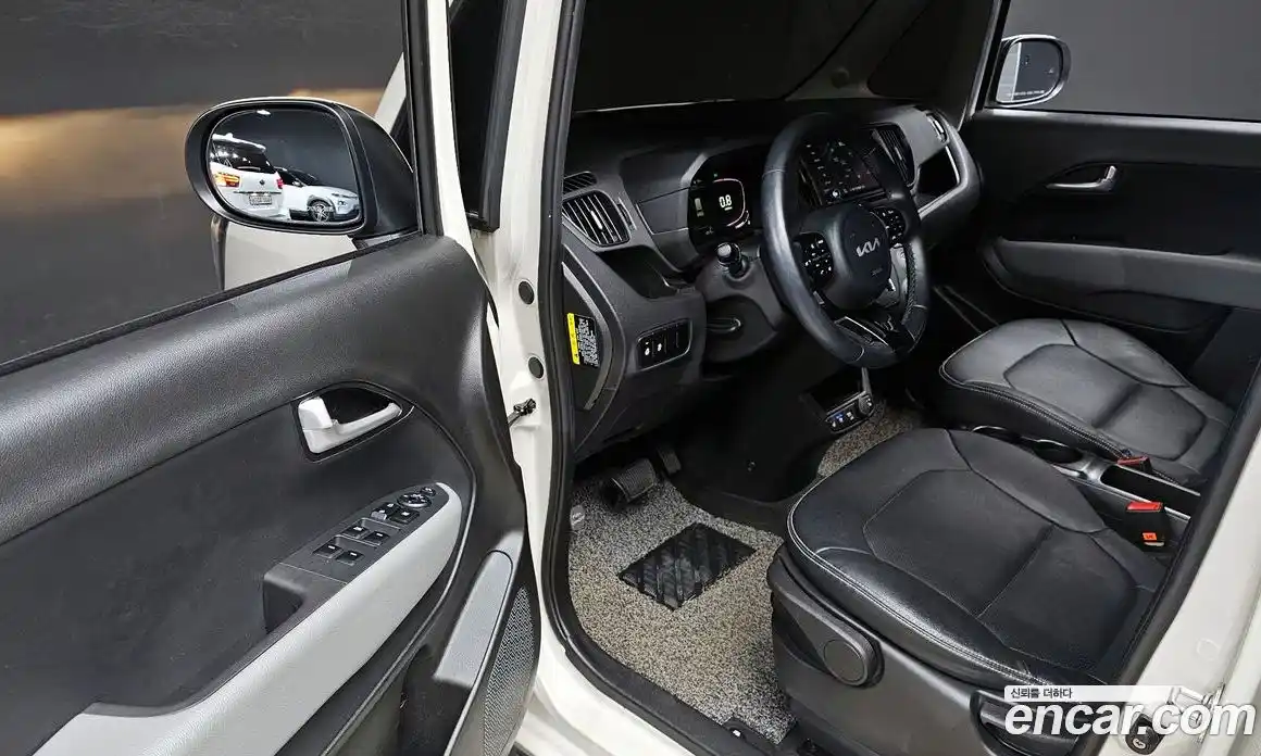 Kia Ray 2023 1.0 Автомат в Москве № 8144, фото 1