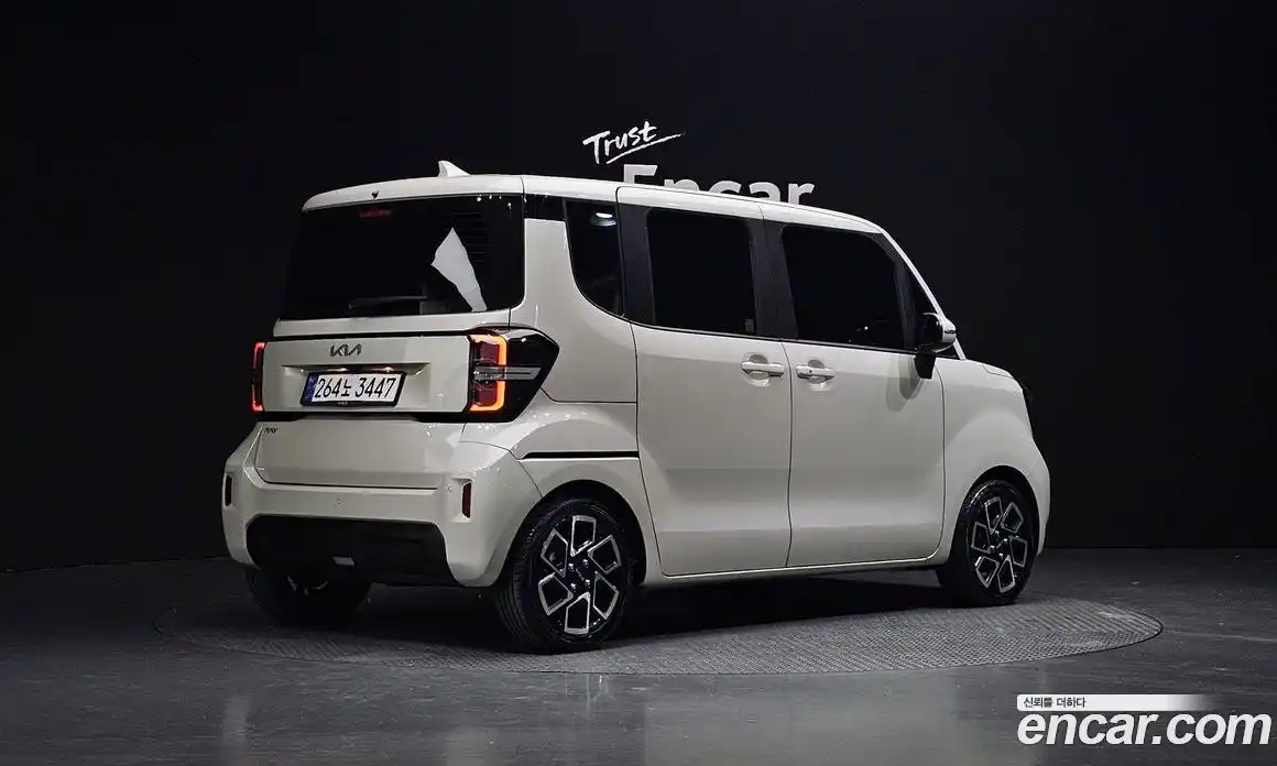 Kia Ray 2023 1.0 Автомат в Москве № 8144, фото 7