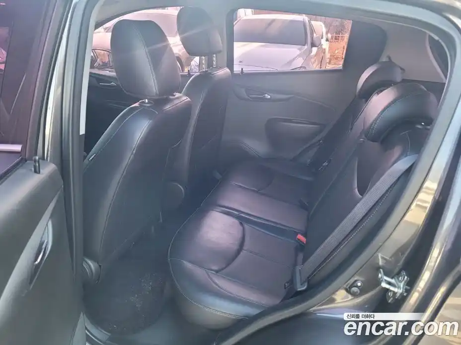 Chevrolet Spark 2016 1.0 Автомат в Москве № 92832, фото 12