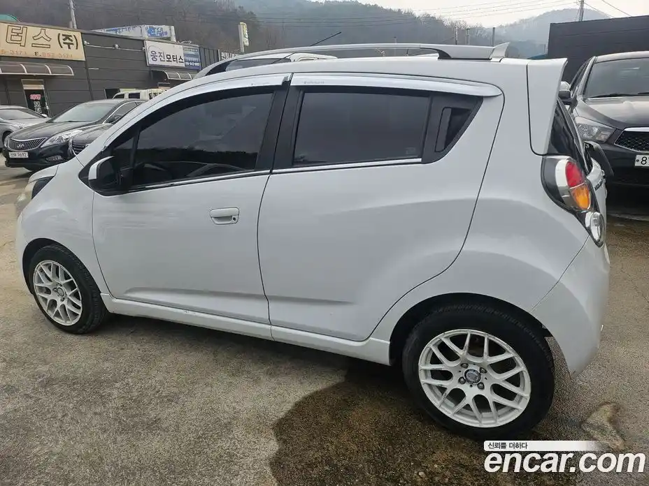 Chevrolet Spark 2012 1.0 Автомат в Москве № 105927, фото 9
