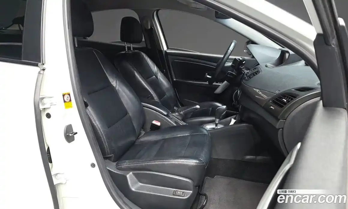 Renault SM3 2012 1.6 Автомат в Москве № 106845, фото 5