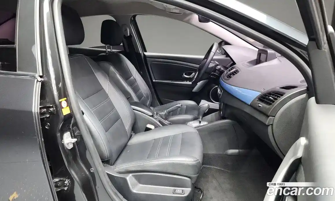 Renault SM3 2015 Автомат в Москве № 107461, фото 16