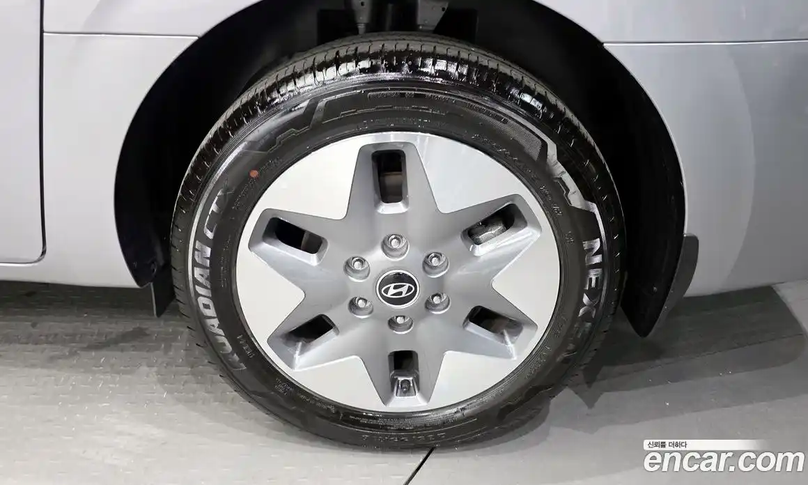 Hyundai Staria 2025 1.6 Автомат в Москве № 108184, фото 1