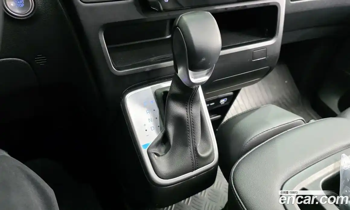 Hyundai Staria 2025 1.6 Автомат в Москве № 108184, фото 12