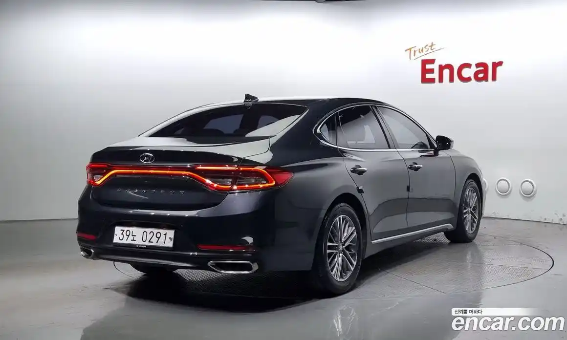 Hyundai Grandeur 2017 2.4 Автомат в Москве № 108525, фото 11