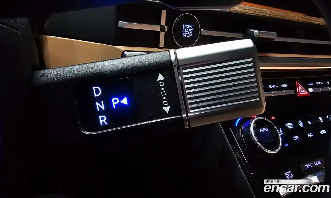 Hyundai Santa Fe 2024 1.6 Автомат в Москве № 111982, фото 19