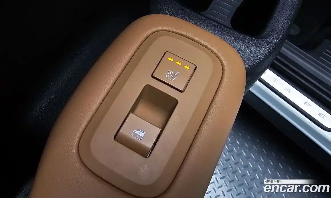 Hyundai Santa Fe 2024 1.6 Автомат в Москве № 111982, фото 20