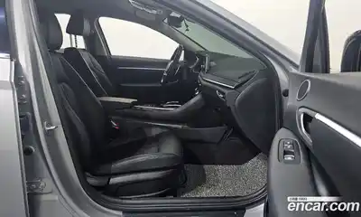 Hyundai Sonata 2023 2.0 Автомат в Москве № 112817, миниатюра 11