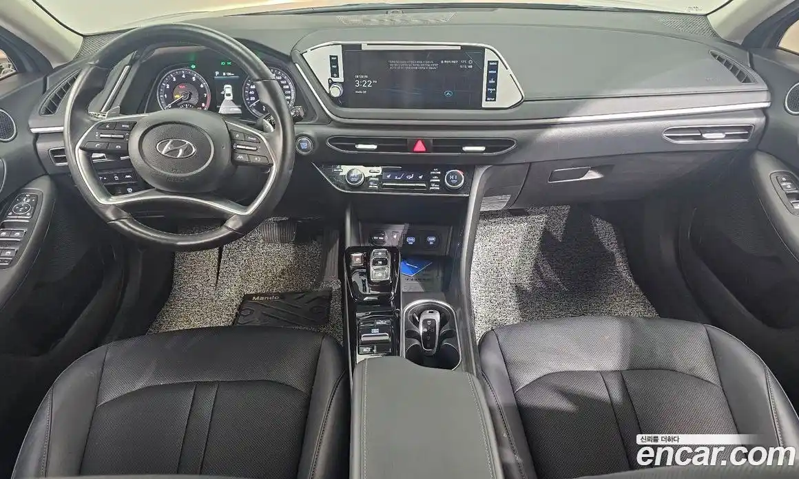 Hyundai Sonata 2023 2.0 Автомат в Москве № 112817, фото 18