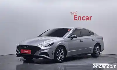 Hyundai Sonata 2023 2.0 Автомат в Москве № 112817, миниатюра 5