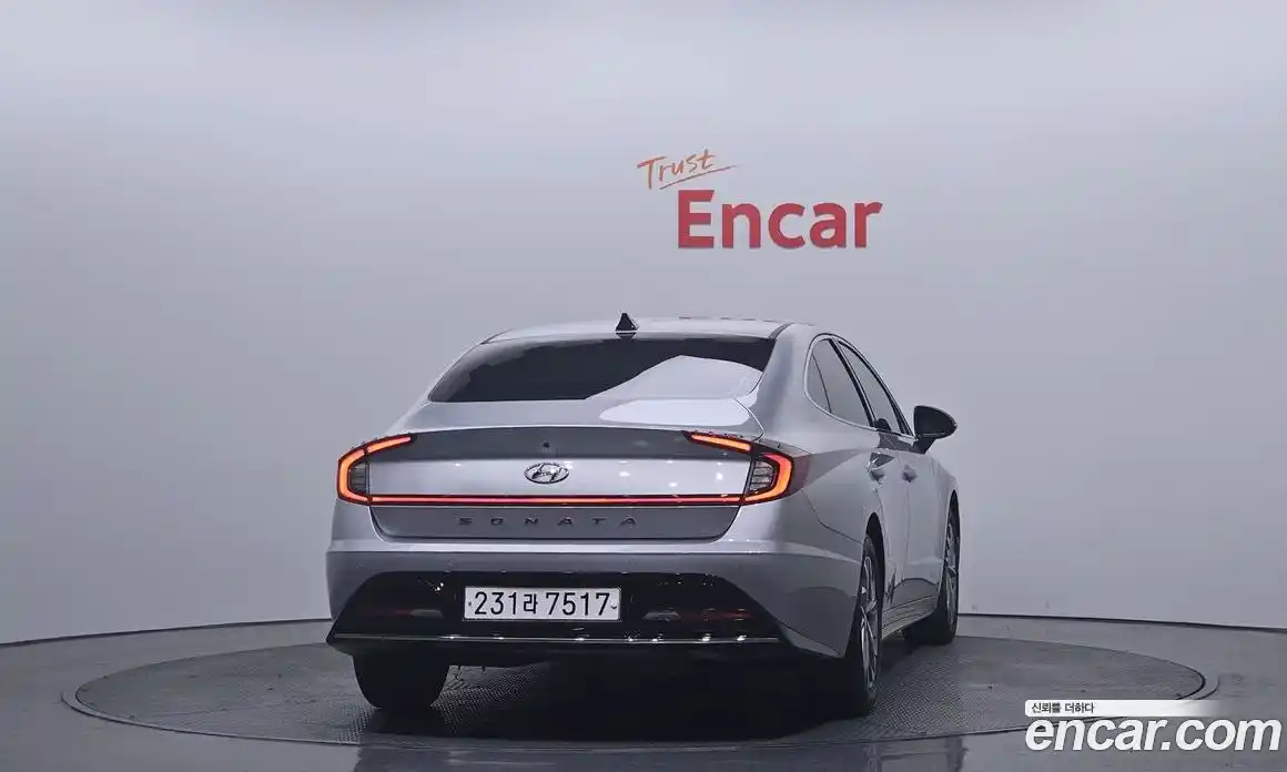 Hyundai Sonata 2023 2.0 Автомат в Москве № 112817, фото 8