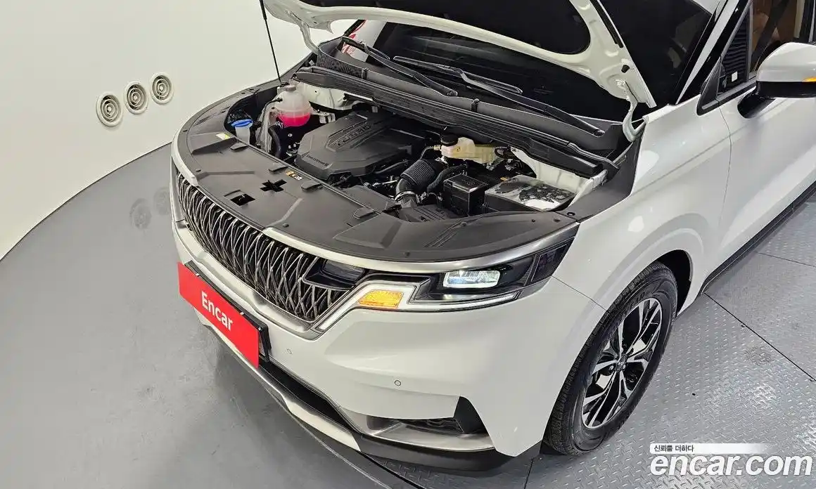 Kia Canival 2023 2.2 Автомат в Москве № 113598, фото 13