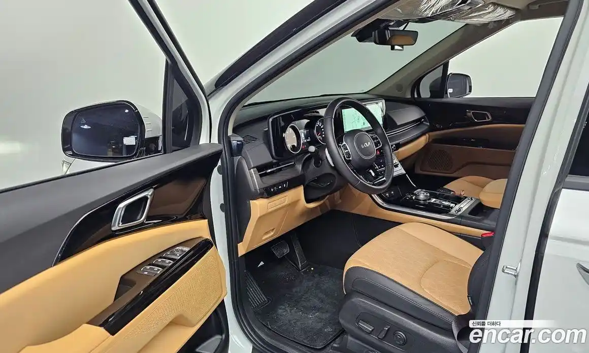 Kia Canival 2023 2.2 Автомат в Москве № 113598, фото 14