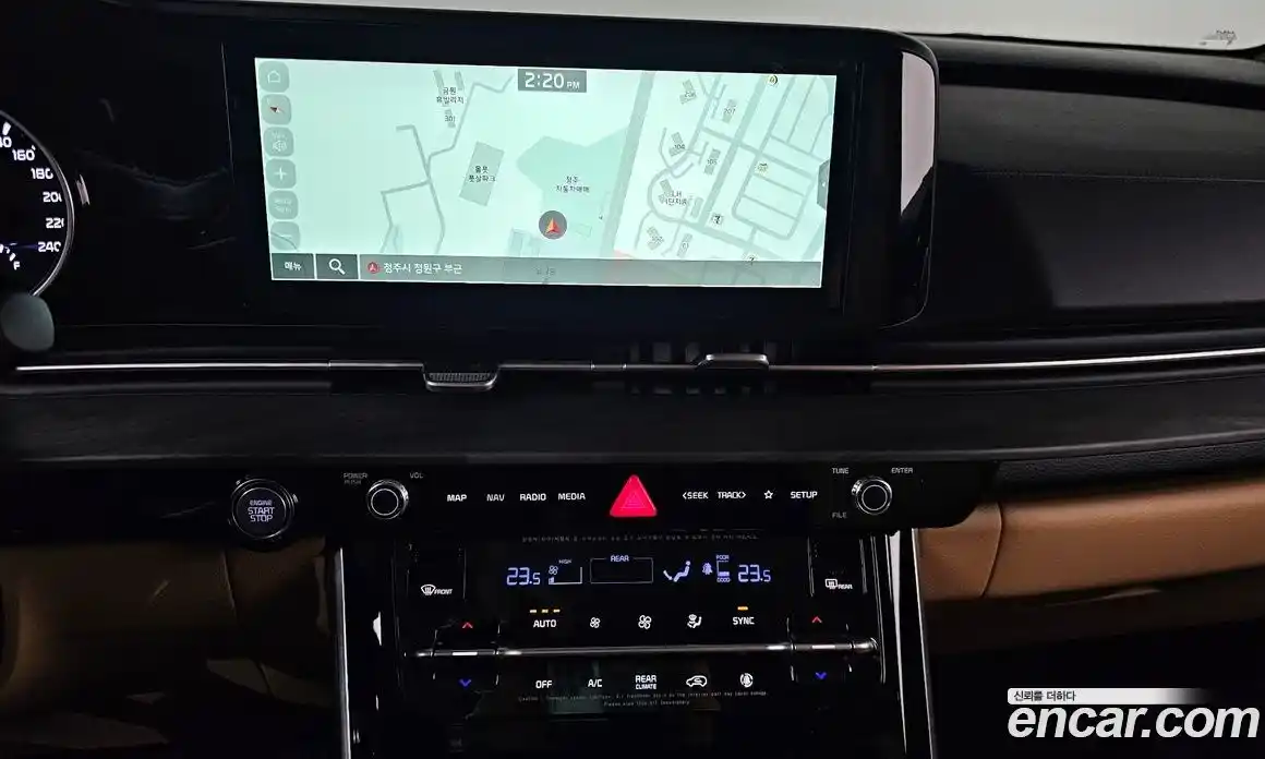 Kia Canival 2023 2.2 Автомат в Москве № 113598, фото 7