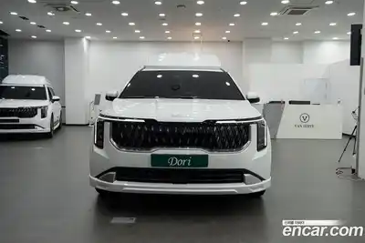 Kia Canival, 2025