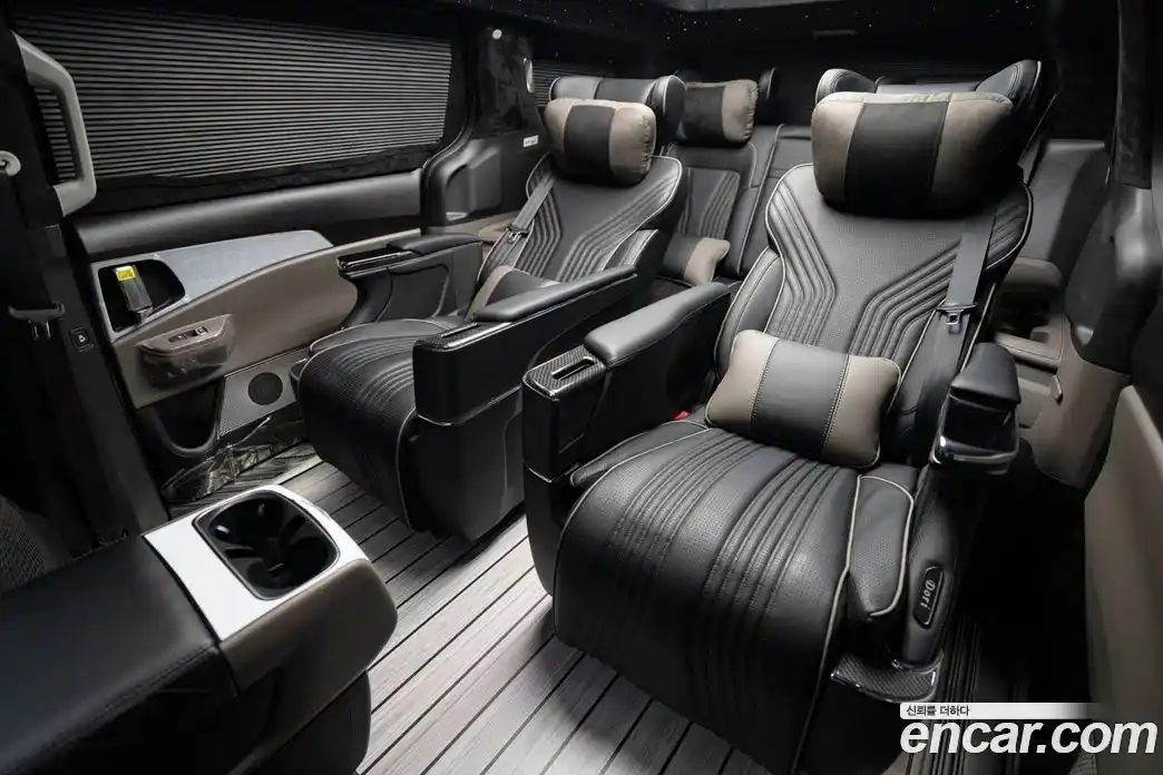 Kia Canival 2025 3.5 Автомат в Москве № 113960, фото 4