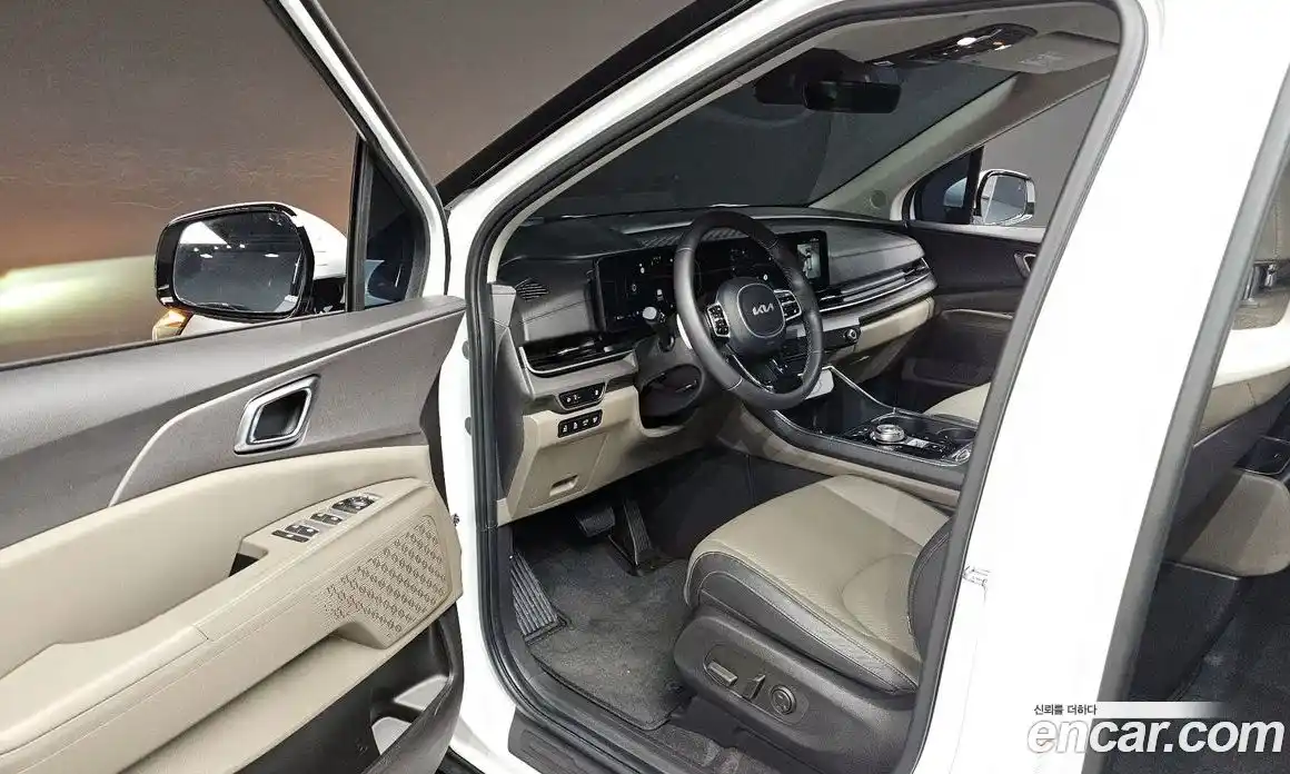 Kia Canival 2024 1.6 Автомат в Москве № 115624, фото 11