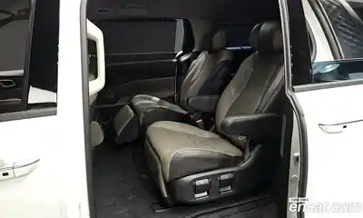 Kia Canival 2024 1.6 Автомат в Москве № 115624, миниатюра 12