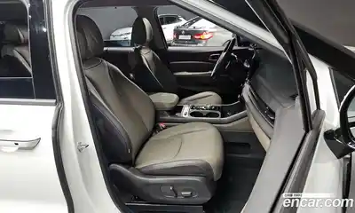 Kia Canival 2024 1.6 Автомат в Москве № 115624, миниатюра 10