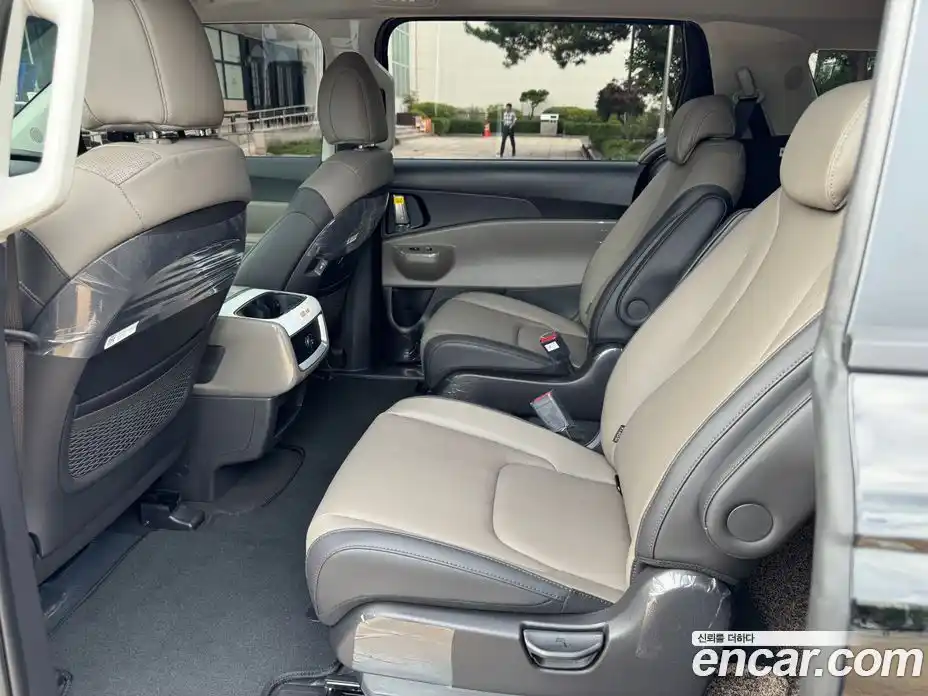 Kia Canival 2025 2.2 Автомат в Москве № 11619, фото 5