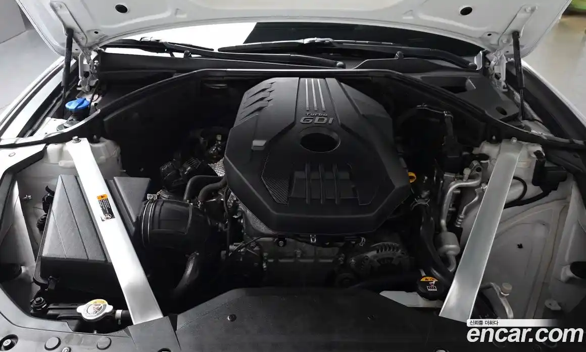 Genesis G70 2018 2.0 Автомат в Москве № 117833, фото 13