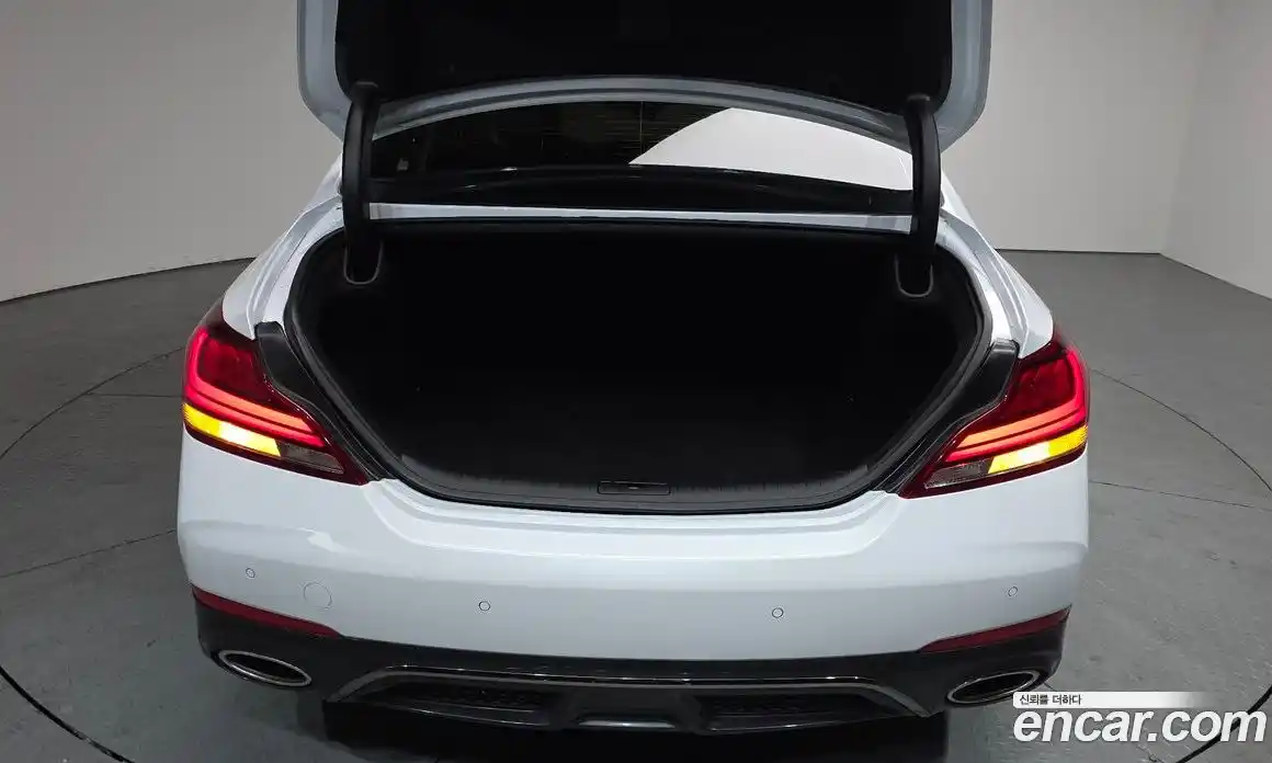 Genesis G70 2018 2.0 Автомат в Москве № 117833, фото 19