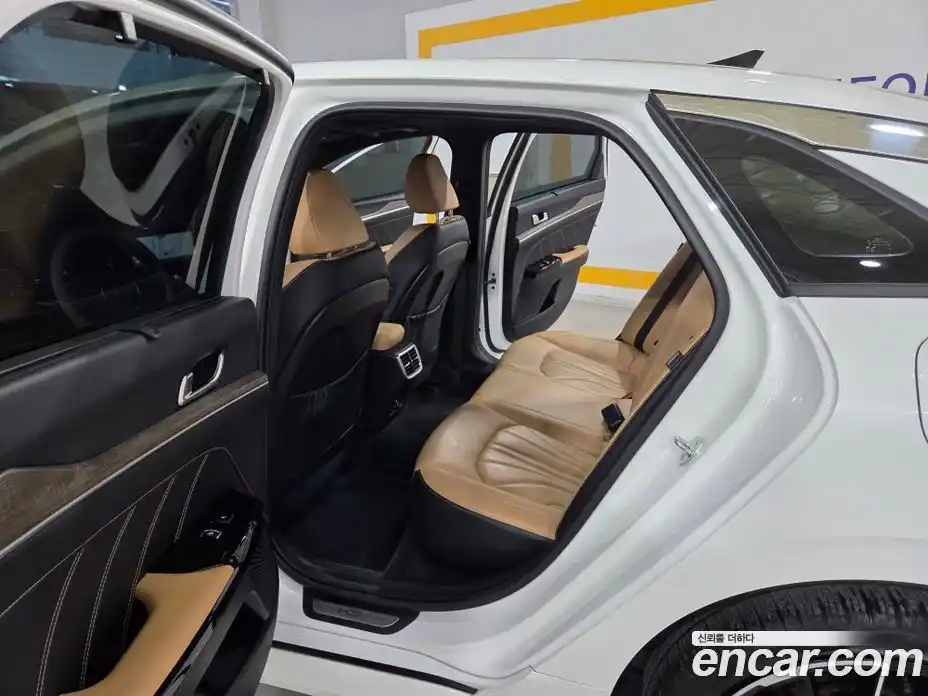 Kia K5 2023 1.6 Автомат в Москве № 121027, фото 15