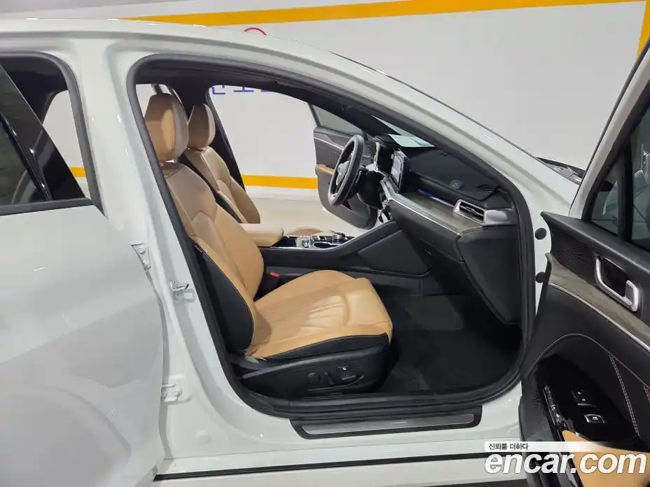 Kia K5 2023 1.6 Автомат в Москве № 121027, фото 16