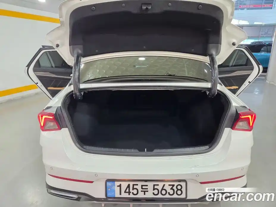 Kia K5 2023 1.6 Автомат в Москве № 121027, фото 18