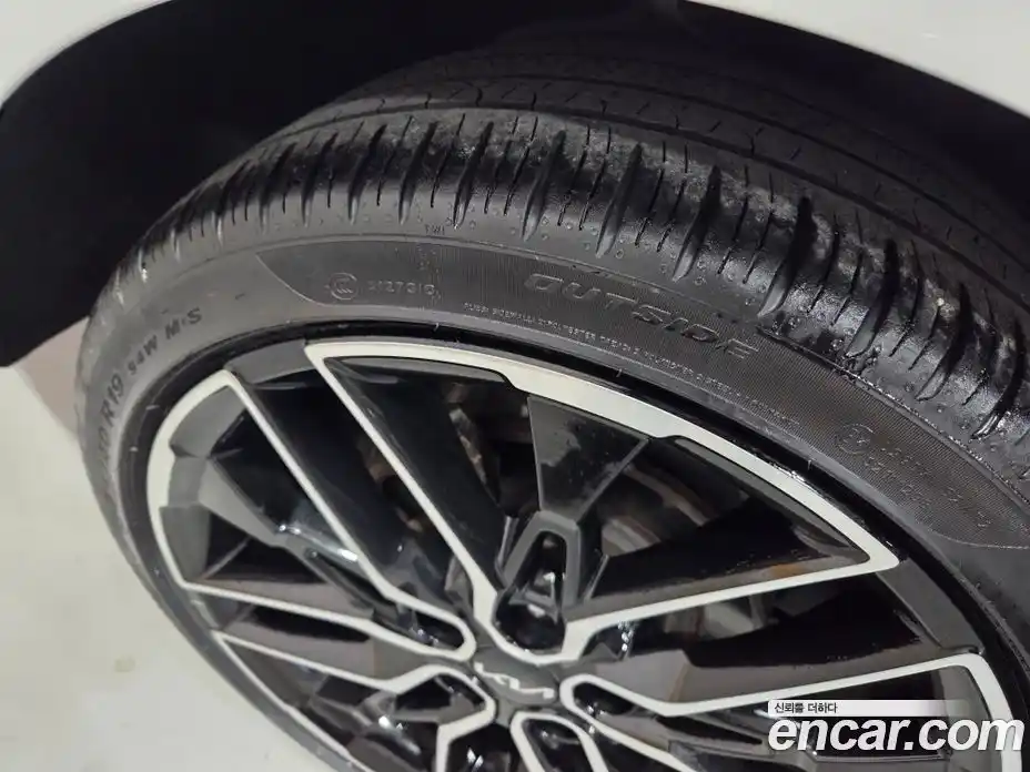 Kia K5 2023 1.6 Автомат в Москве № 121027, фото 20