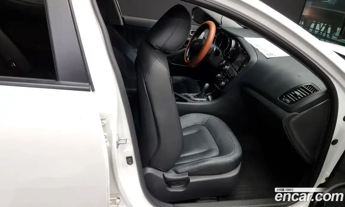 Kia K5 2013 2.0 Автомат в Москве № 121470, фото 12