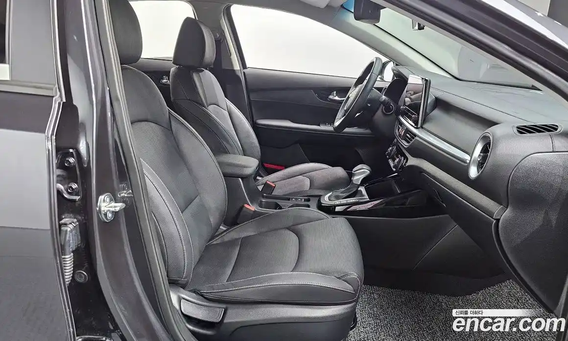 Kia K3 2024 1.6 Автомат в Москве № 121509, фото 10