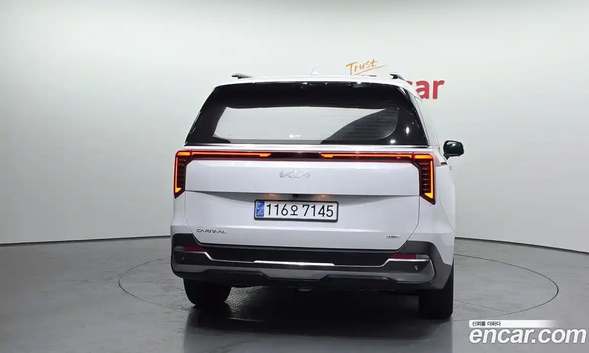 Kia Canival 2024 1.6 Автомат в Москве № 121687, фото 20