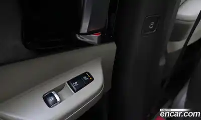 Kia Canival 2024 1.6 Автомат в Москве № 121687, миниатюра 6