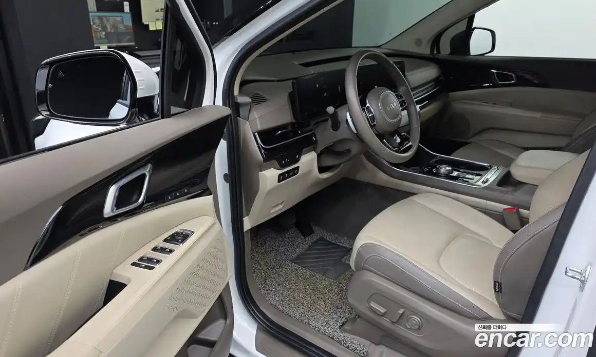 Kia Canival 2024 1.6 Автомат в Москве № 121687, фото 10