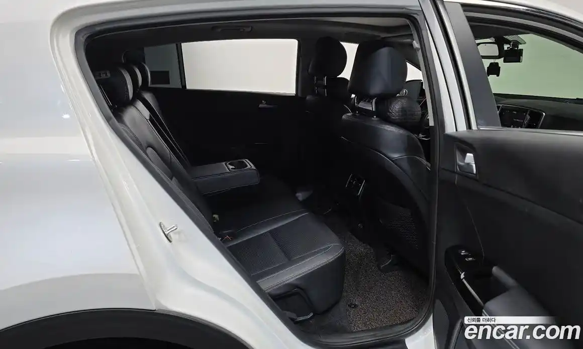 Kia Sportage 2018 2.0 Автомат в Москве № 121968, фото 5