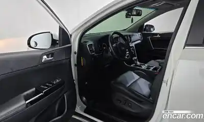 Kia Sportage 2018 2.0 Автомат в Москве № 121968, миниатюра 9