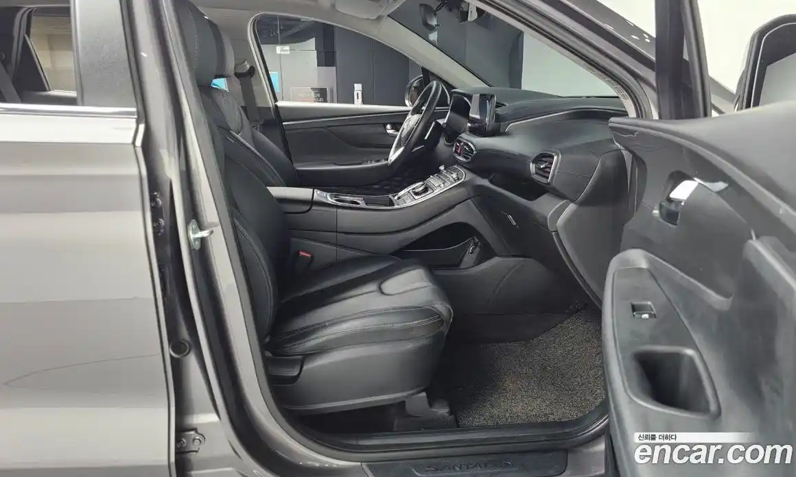 Hyundai Santa Fe 2023 2.5 Автомат в Москве № 123307, фото 16