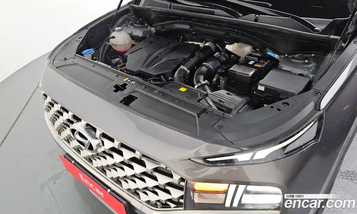 Hyundai Santa Fe 2023 2.5 Автомат в Москве № 123307, фото 8