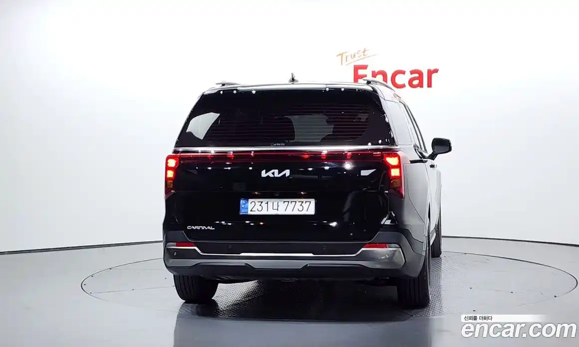 Kia Canival 2025 3.5 Автомат в Москве № 124052, фото 18