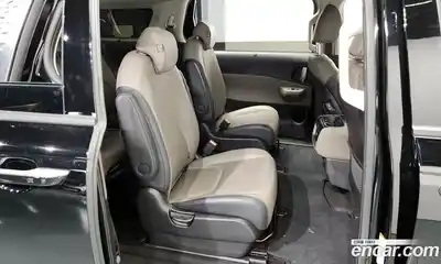 Kia Canival 2025 3.5 Автомат в Москве № 124052, миниатюра 7