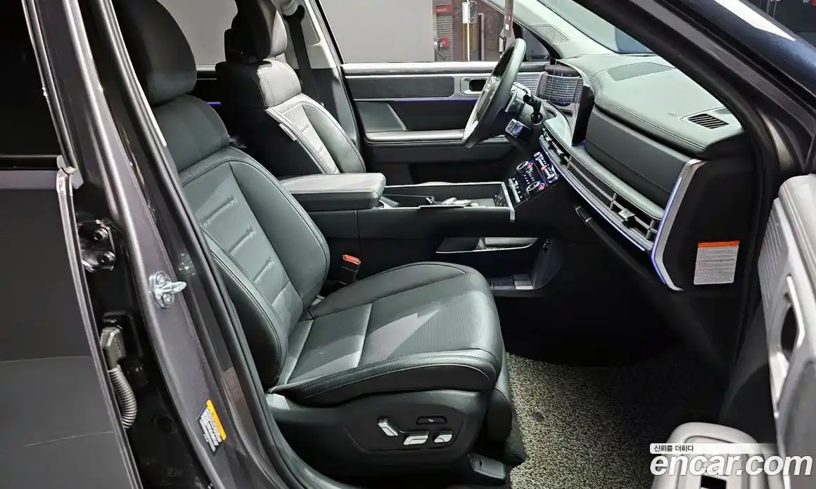 Hyundai Santa Fe 2024 1.6 Автомат в Москве № 124735, фото 11