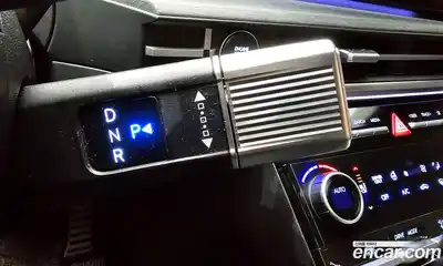 Hyundai Santa Fe 2024 1.6 Автомат в Москве № 124735, миниатюра 5