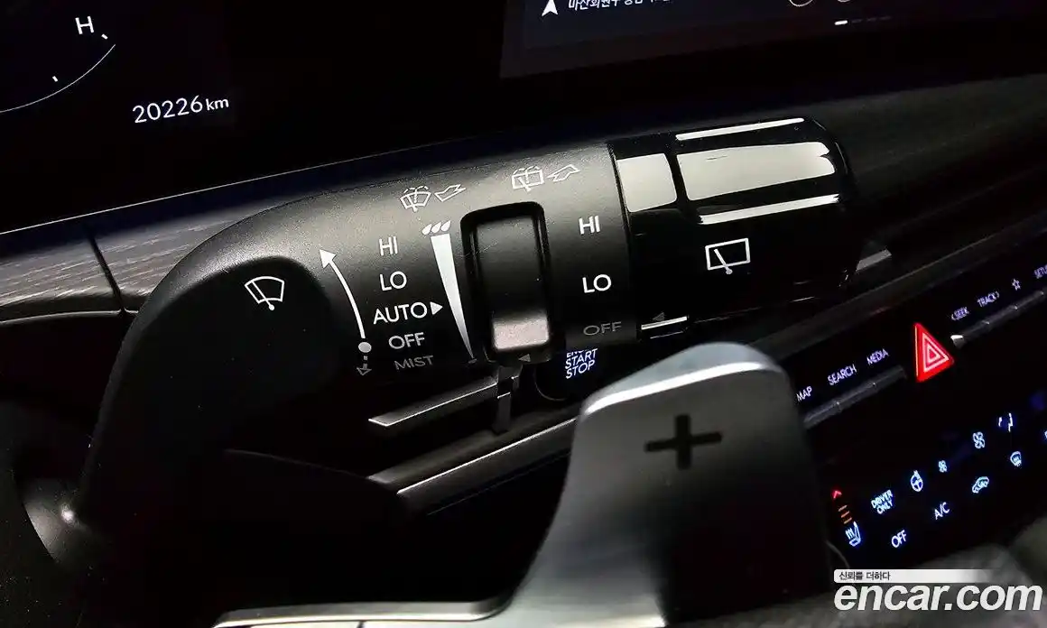 Hyundai Santa Fe 2024 1.6 Автомат в Москве № 124735, фото 7