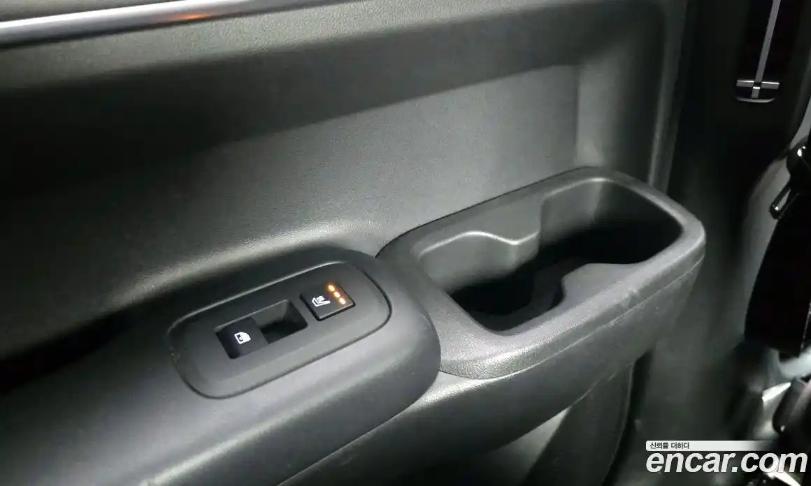 Hyundai Santa Fe 2024 1.6 Автомат в Москве № 126886, фото 17