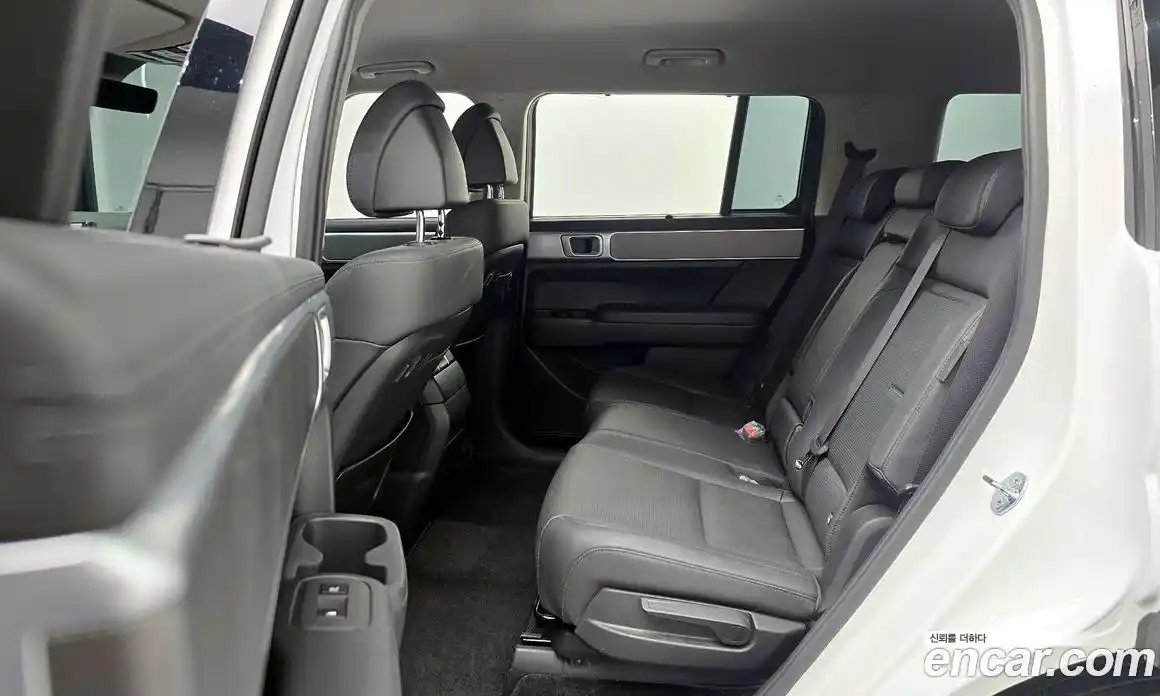 Hyundai Santa Fe 2024 1.6 Автомат в Москве № 126886, фото 20