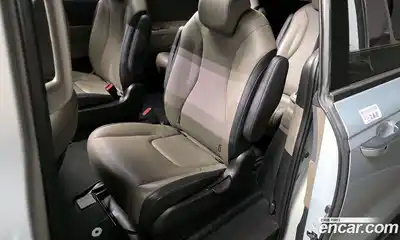 Kia Canival 2024 3.5 Автомат в Москве № 132852, миниатюра 6